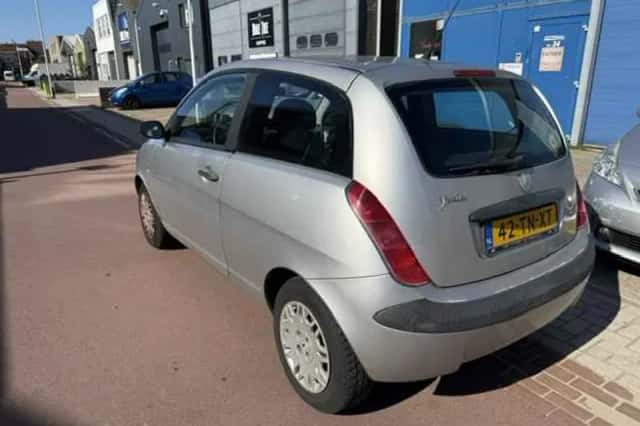 Lancia Ypsilon (2006) thumbnail 3