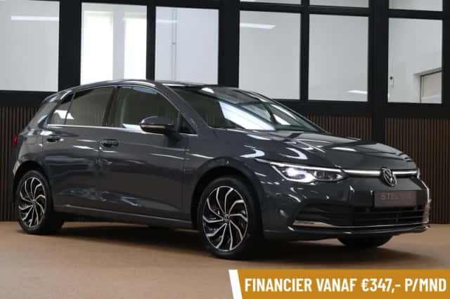 Volkswagen Golf (2022) thumbnail 1