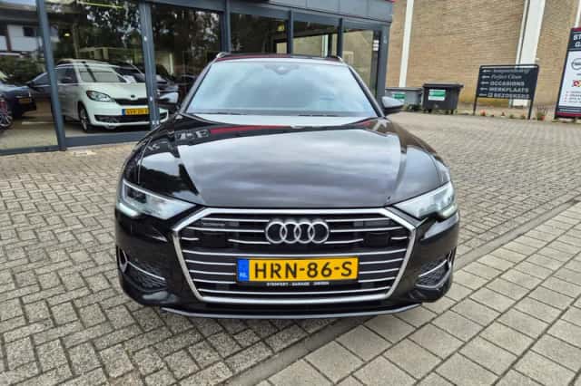 Audi A6 (2021) thumbnail 2