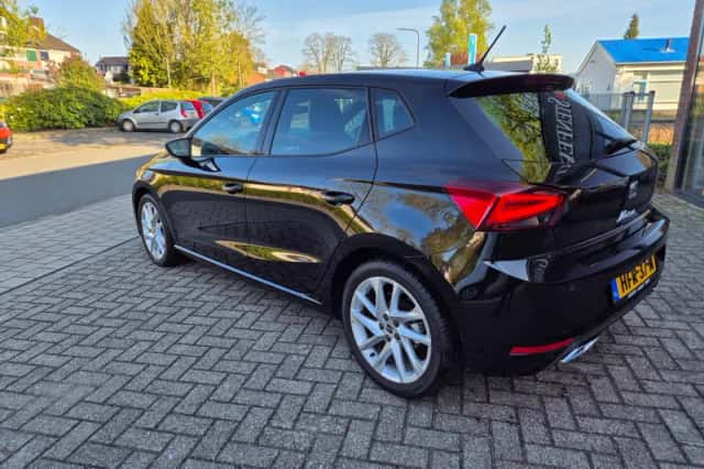 SEAT Ibiza (2024) thumbnail 2