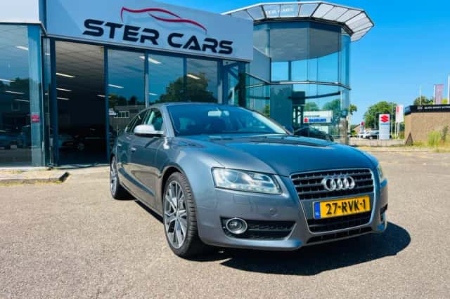 Audi A5 (2011) thumbnail 1