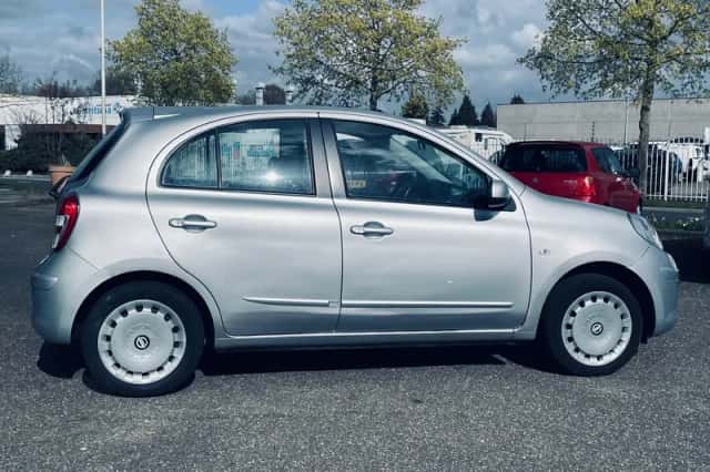 Nissan Micra (2011) thumbnail 3