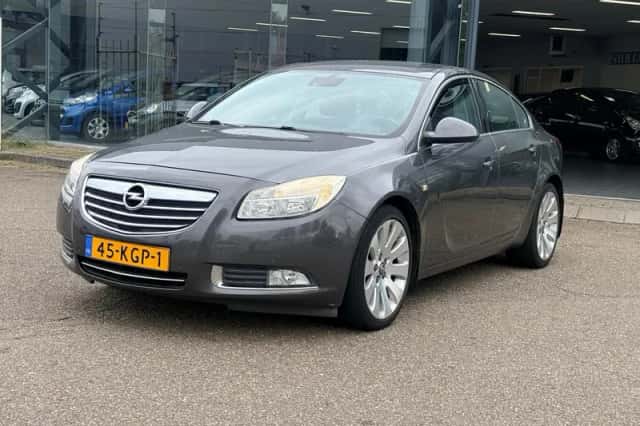 Opel Insignia (2009) thumbnail 6
