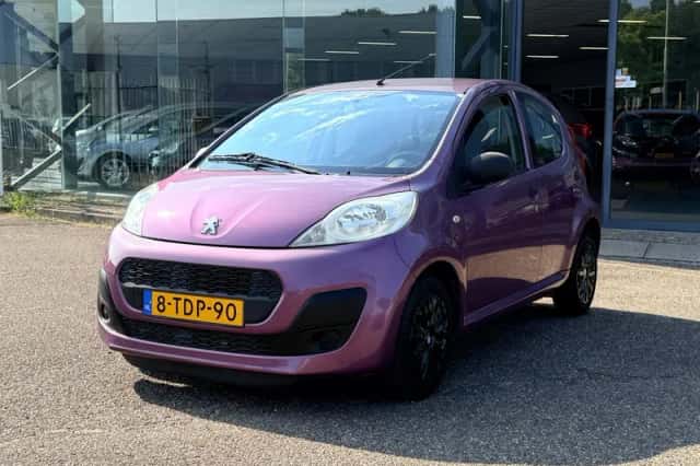 Peugeot 107 (2014) thumbnail 3