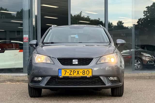 SEAT Ibiza (2015) thumbnail 1