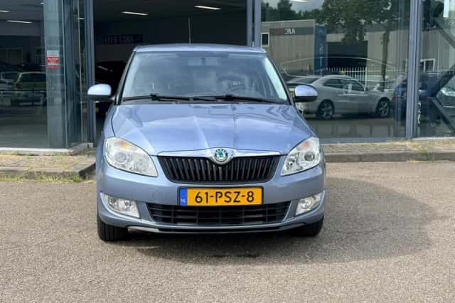 Škoda Fabia (2011) thumbnail 1