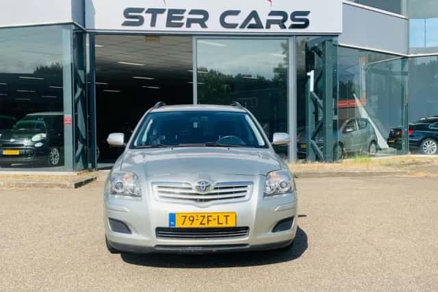 Toyota Avensis (2008) thumbnail 1