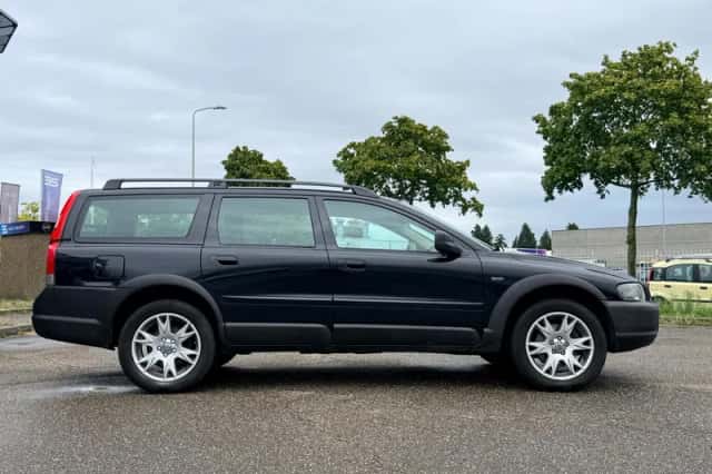 Volvo XC70 (2003) thumbnail 3