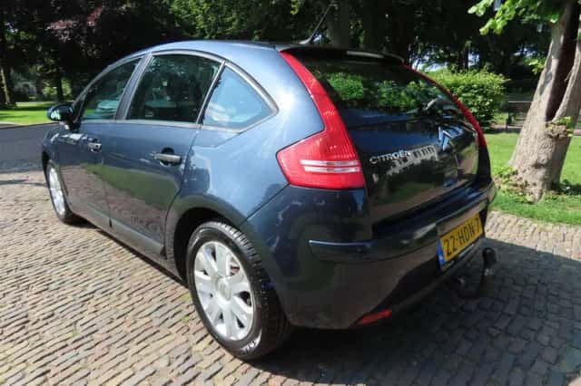 Citroën C4 (2008) thumbnail 5