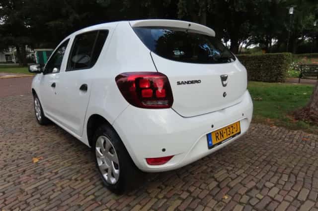 Dacia Sandero (2027) thumbnail 4