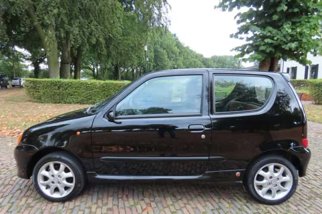 Fiat Seicento (1999) thumbnail 3