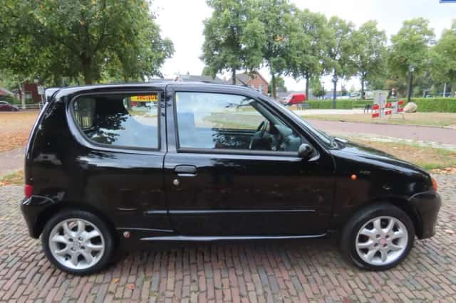 Fiat Seicento (1999) thumbnail 4