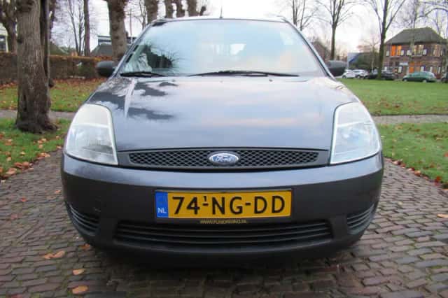 Ford Fiesta (2025) thumbnail 3
