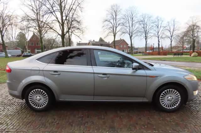 Ford Mondeo (2027) thumbnail 5