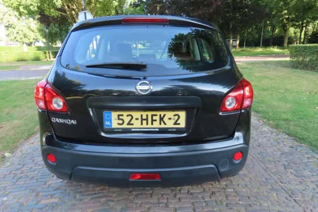 Nissan Qashqai (2008) thumbnail 6