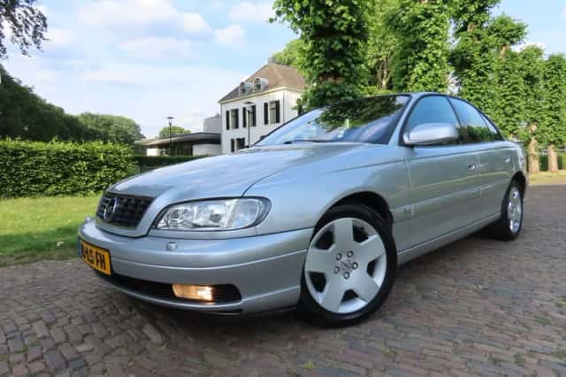 Opel Omega (2003) thumbnail 1