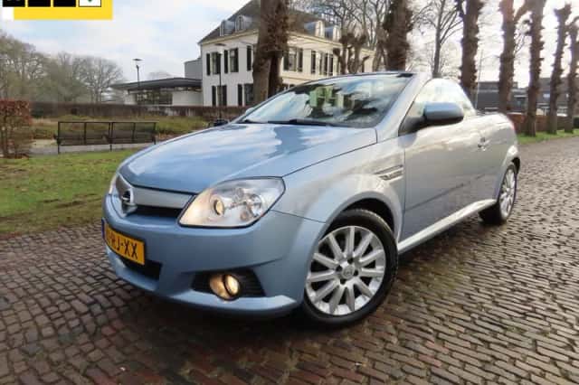 Opel Tigra (2005) thumbnail 1