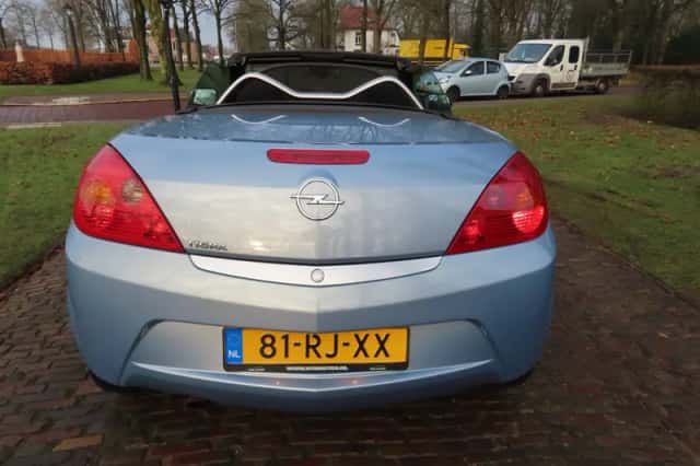 Opel Tigra (2005) thumbnail 5