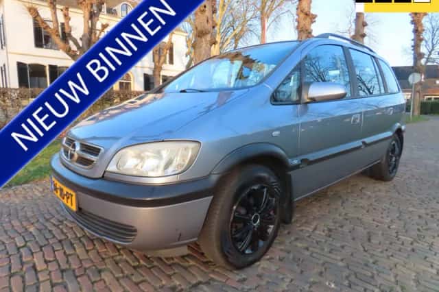 Opel Zafira (2027) thumbnail 2