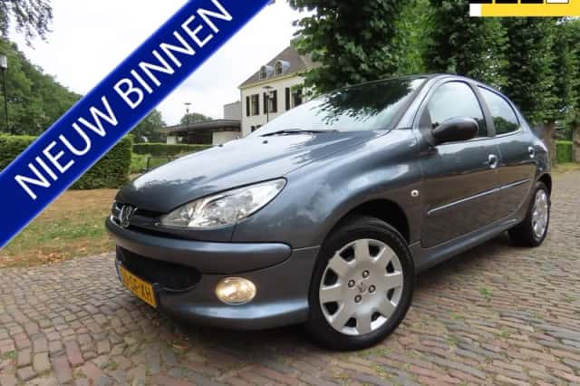 Peugeot 206 (2027) thumbnail 1