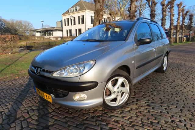 Peugeot 206 (2027) thumbnail 2