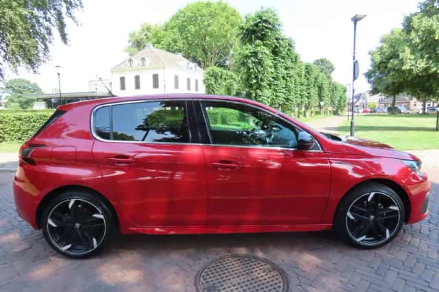 Peugeot 308 (2018) thumbnail 4