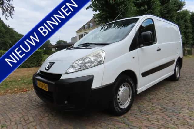 Peugeot Expert (2010) thumbnail 1
