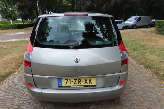 Renault Scénic (2008) thumbnail 6