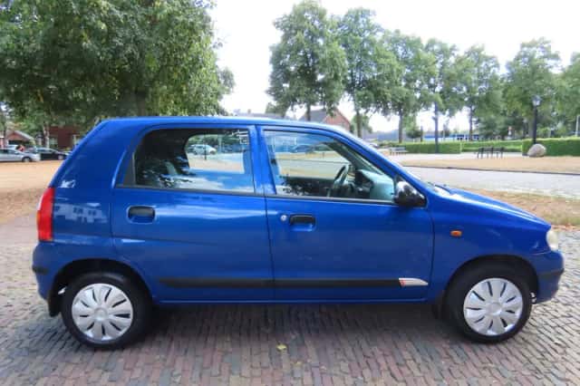 Suzuki Alto (2005) thumbnail 4