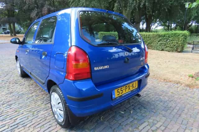 Suzuki Alto (2005) thumbnail 5