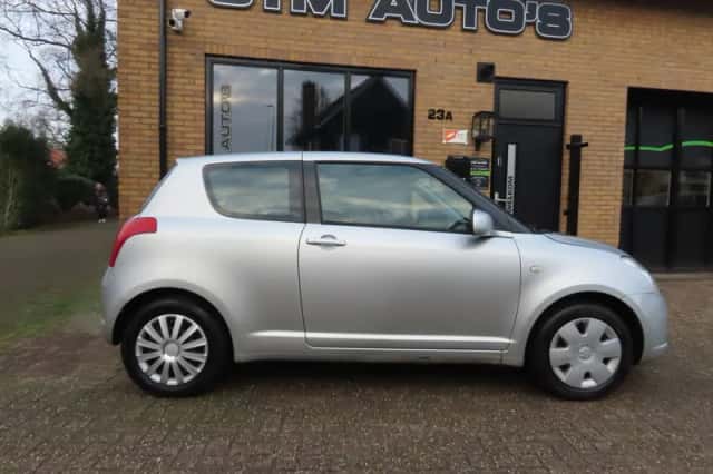 Suzuki Swift (2026) thumbnail 6