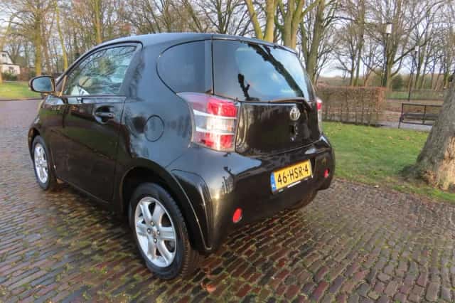 Toyota IQ (2026) thumbnail 5