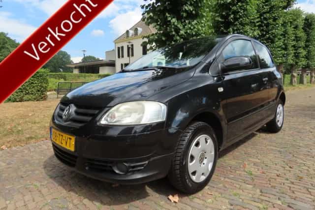 Volkswagen Fox (2007) thumbnail 1
