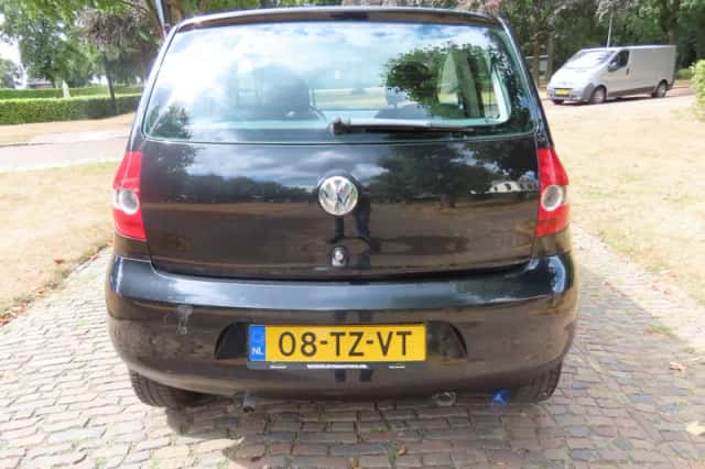 Volkswagen Fox (2007) thumbnail 6