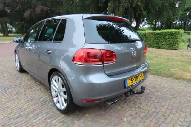 Volkswagen Golf (2012) thumbnail 5