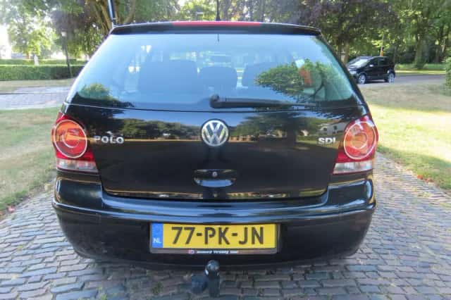 Volkswagen Polo (2004) thumbnail 6