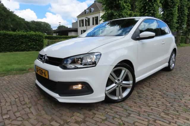 Volkswagen Polo (2012) thumbnail 1