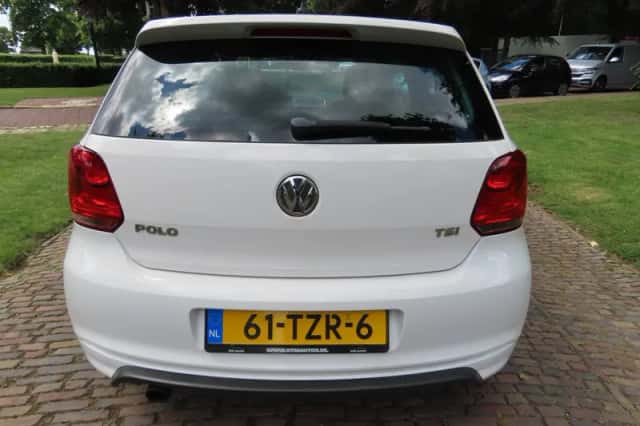 Volkswagen Polo (2012) thumbnail 6