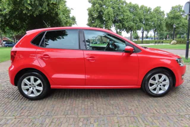 Volkswagen Polo (2011) thumbnail 4
