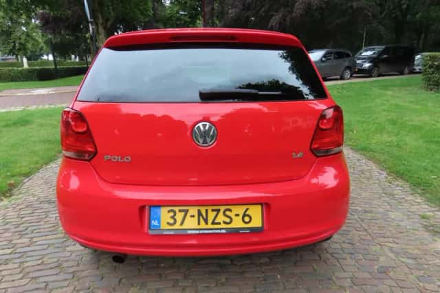 Volkswagen Polo (2011) thumbnail 6