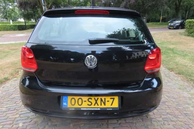 Volkswagen Polo (2012) thumbnail 6