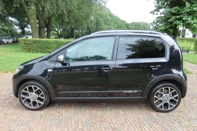 Volkswagen Up! (2027) thumbnail 3