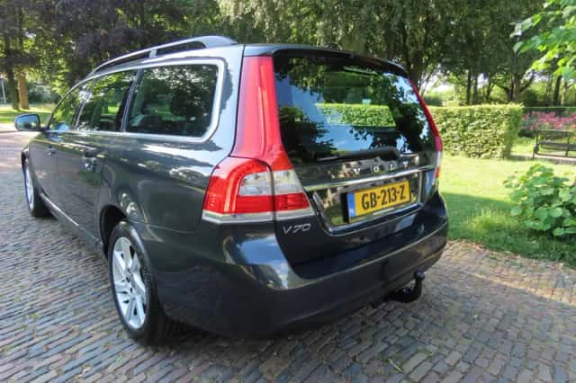 Volvo V70 (2015) thumbnail 5