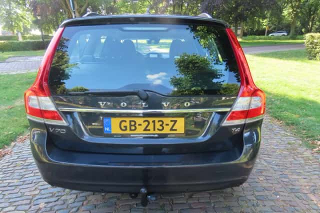 Volvo V70 (2015) thumbnail 6