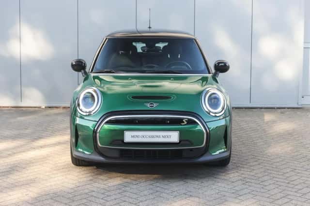 MINI Electric (2022) thumbnail 5