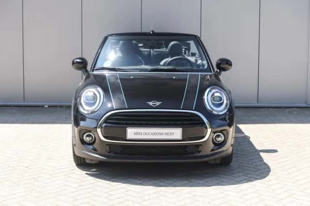 MINI Cabrio (2021) thumbnail 5