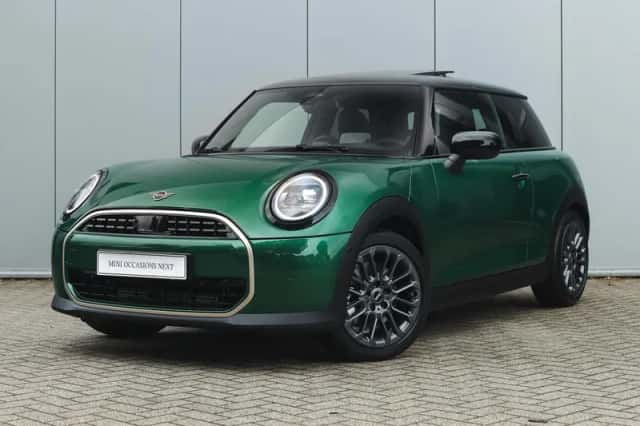 MINI Hatchback (2026) thumbnail 1