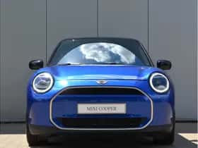 MINI Hatchback (2026) thumbnail 2