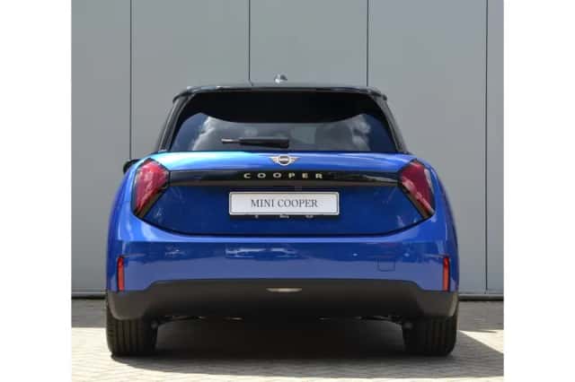 MINI Hatchback (2026) thumbnail 4