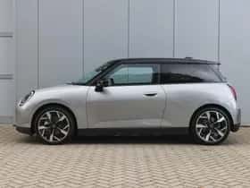 MINI Hatchback (2026) thumbnail 7